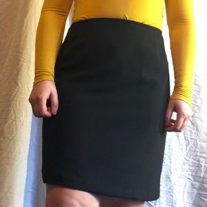 Collections for Le Suit pencil skirt